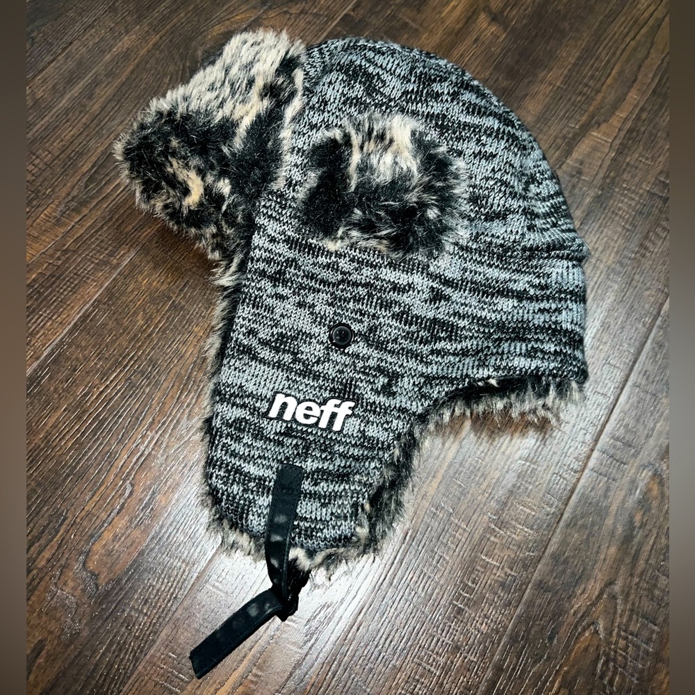 Fuzzy Neff Hat